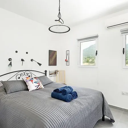Joya Cyprus Moonlight Penthouse Agios Amvrosios (Kyrenia)